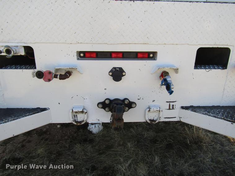 image for item DB6788 2009 Kenworth T300 service truck