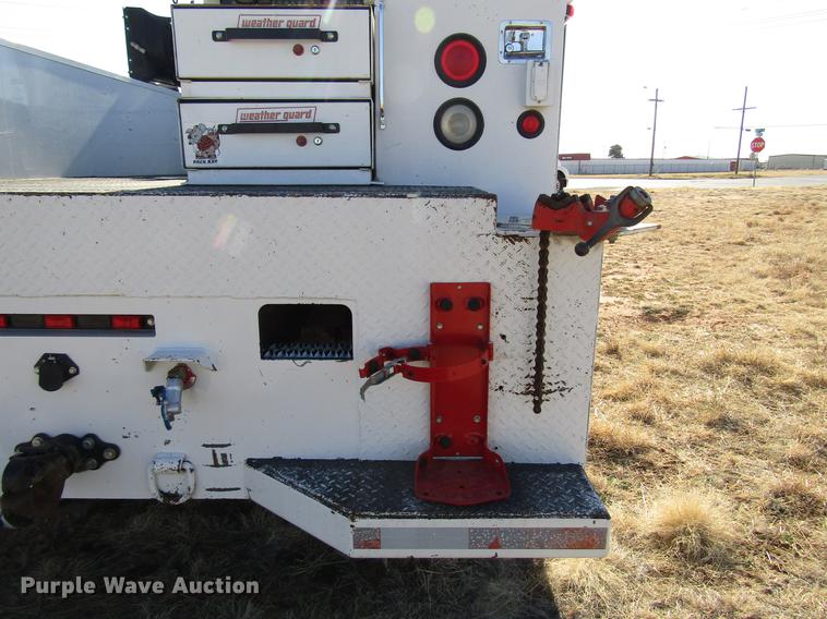 image for item DB6788 2009 Kenworth T300 service truck