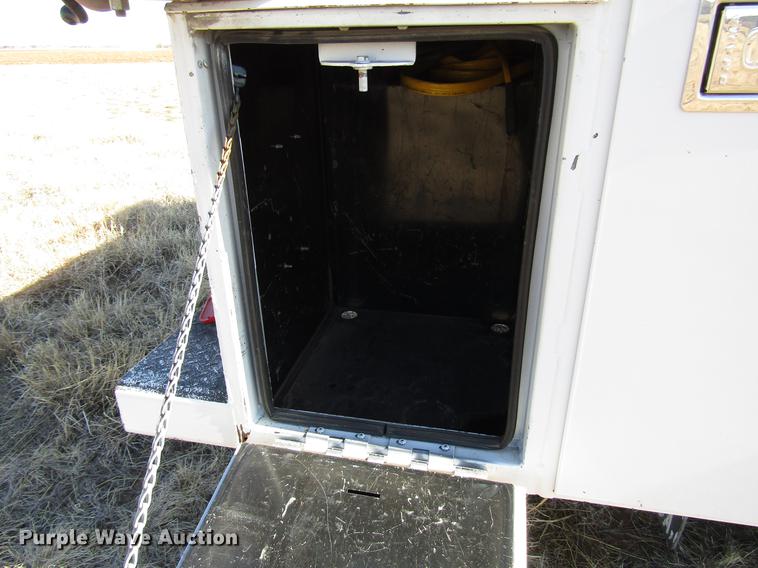 image for item DB6788 2009 Kenworth T300 service truck