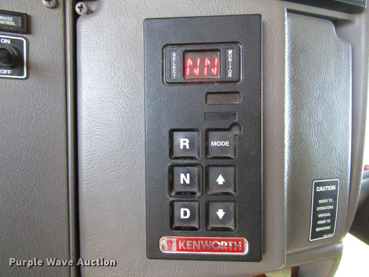 image for item DB6789 2008 Kenworth T300 dump truck