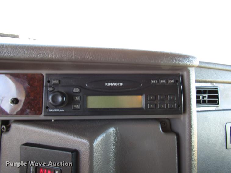 image for item DB6789 2008 Kenworth T300 dump truck