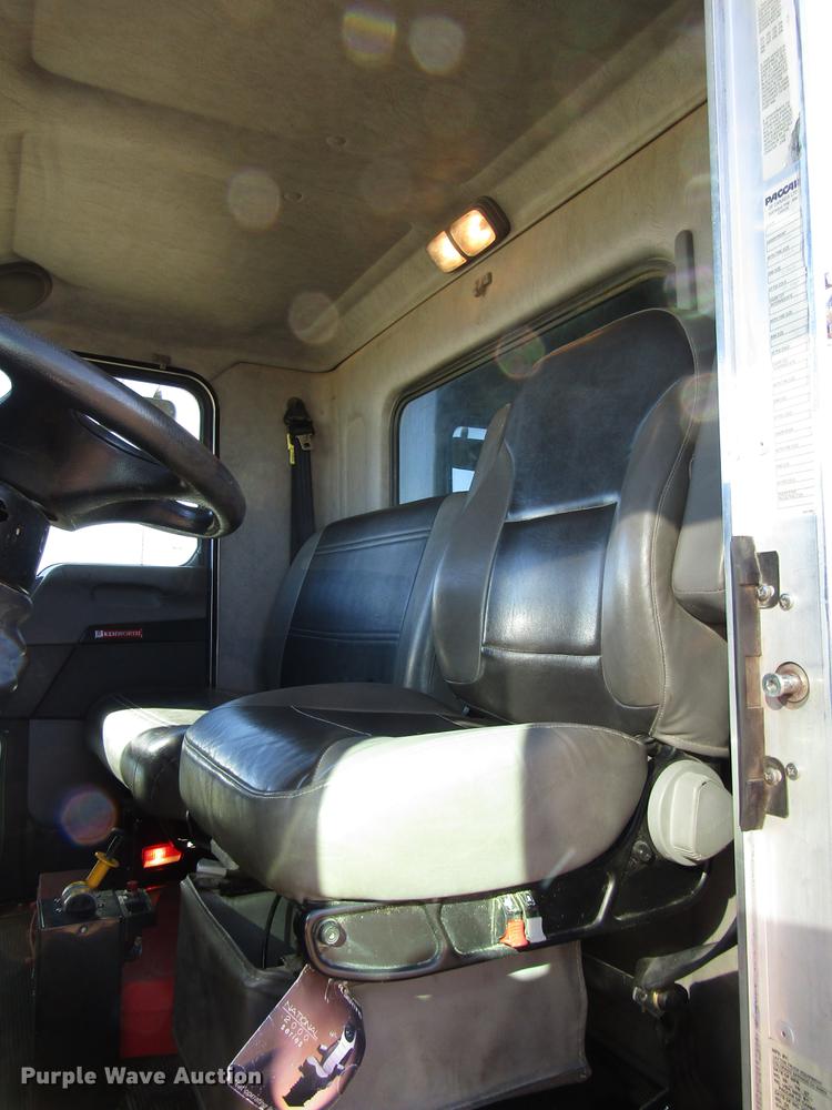 image for item DB6789 2008 Kenworth T300 dump truck