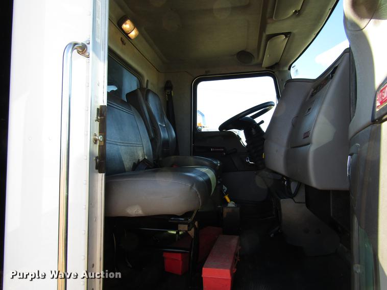 image for item DB6789 2008 Kenworth T300 dump truck