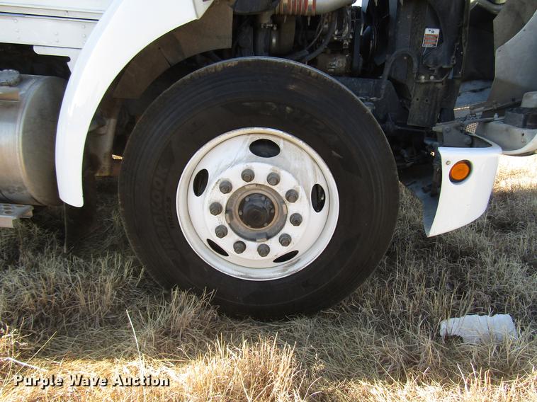 image for item DB6789 2008 Kenworth T300 dump truck