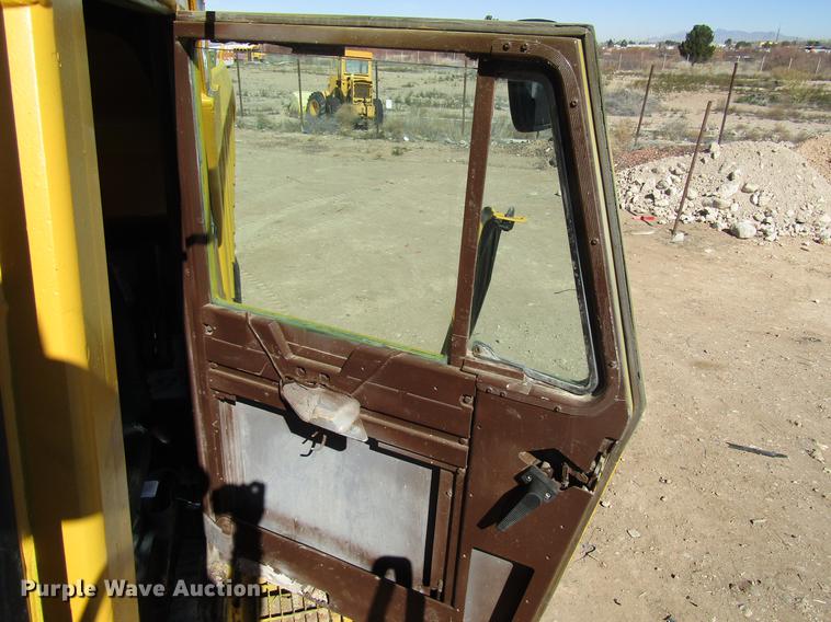 image for item DB6797 1983 Caterpillar 769C haul truck