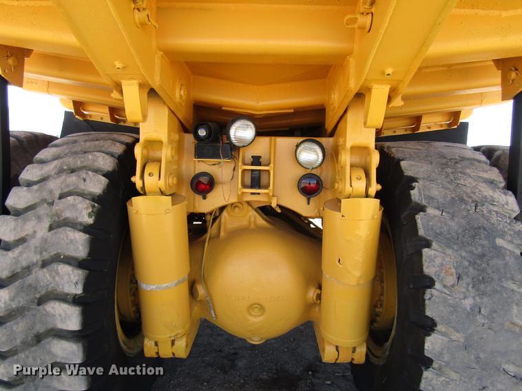 image for item DB6797 1983 Caterpillar 769C haul truck