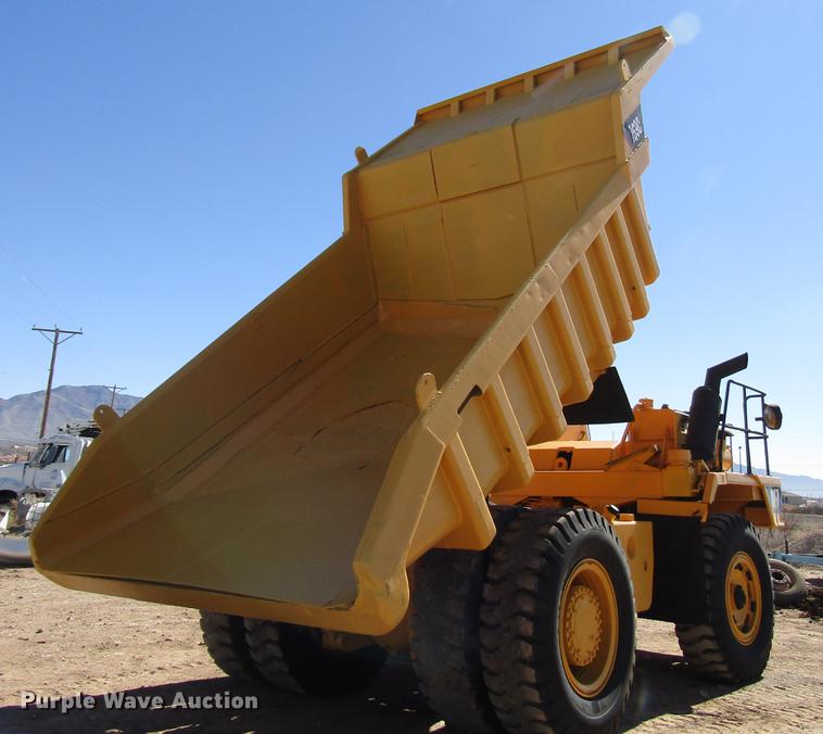 image for item DB6797 1983 Caterpillar 769C haul truck