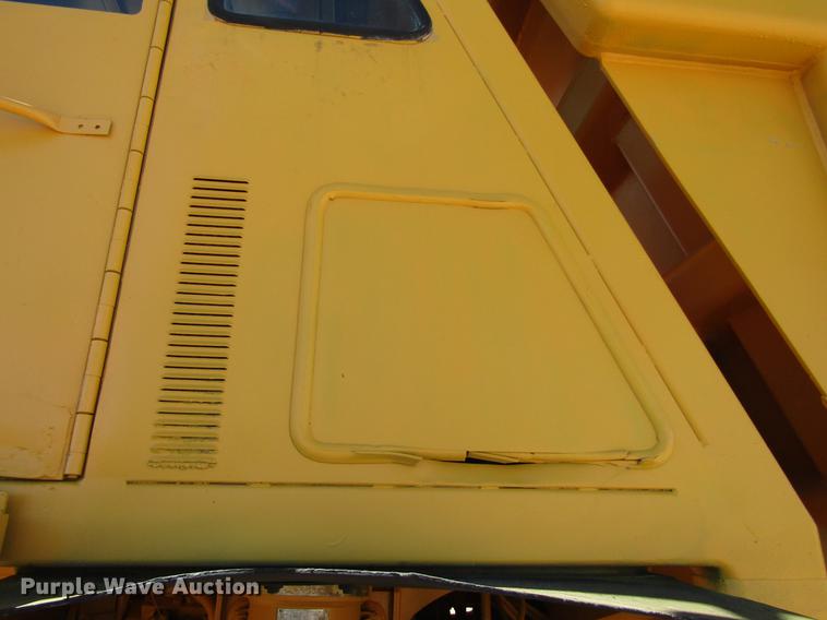 image for item DB6797 1983 Caterpillar 769C haul truck