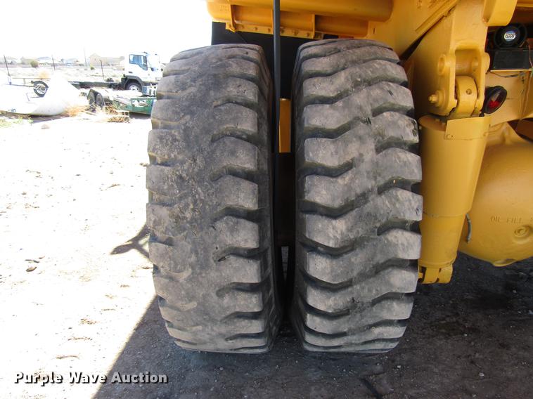 image for item DB6797 1983 Caterpillar 769C haul truck