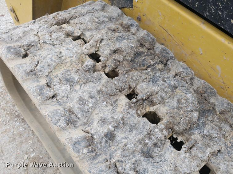 image for item DB8876 2014 Caterpillar 289D skid steer