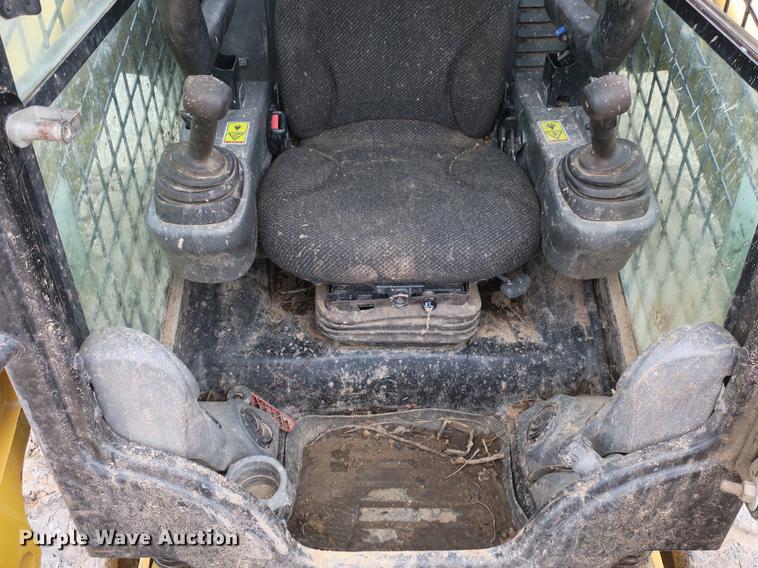 image for item DB8876 2014 Caterpillar 289D skid steer