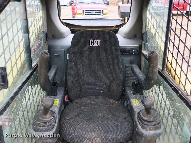 image for item DB8876 2014 Caterpillar 289D skid steer