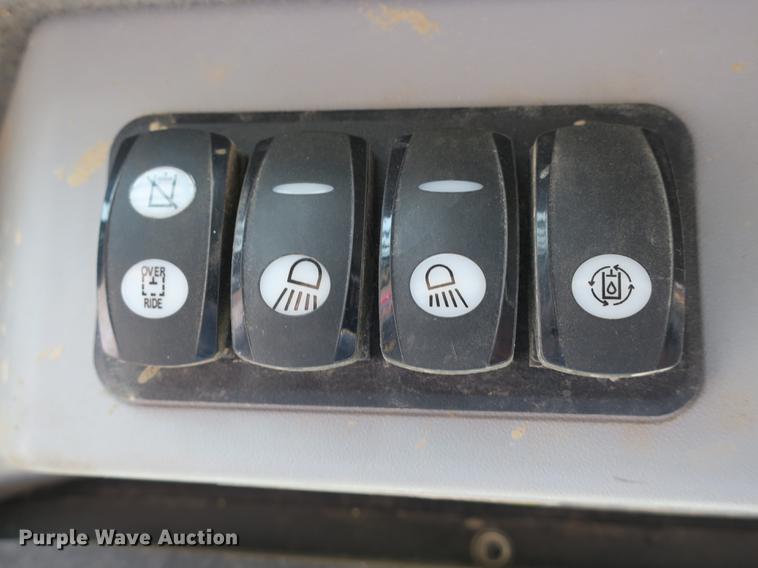 image for item DB8876 2014 Caterpillar 289D skid steer