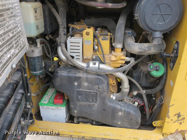 image for item DB8876 2014 Caterpillar 289D skid steer