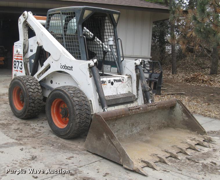 image for item DC1343 1999 Bobcat 873 skid steer