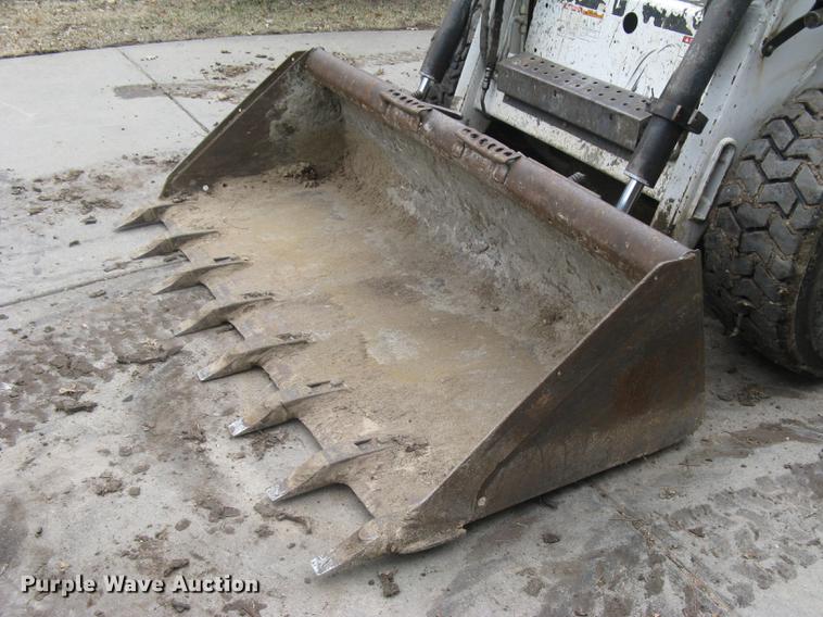 image for item DC1343 1999 Bobcat 873 skid steer