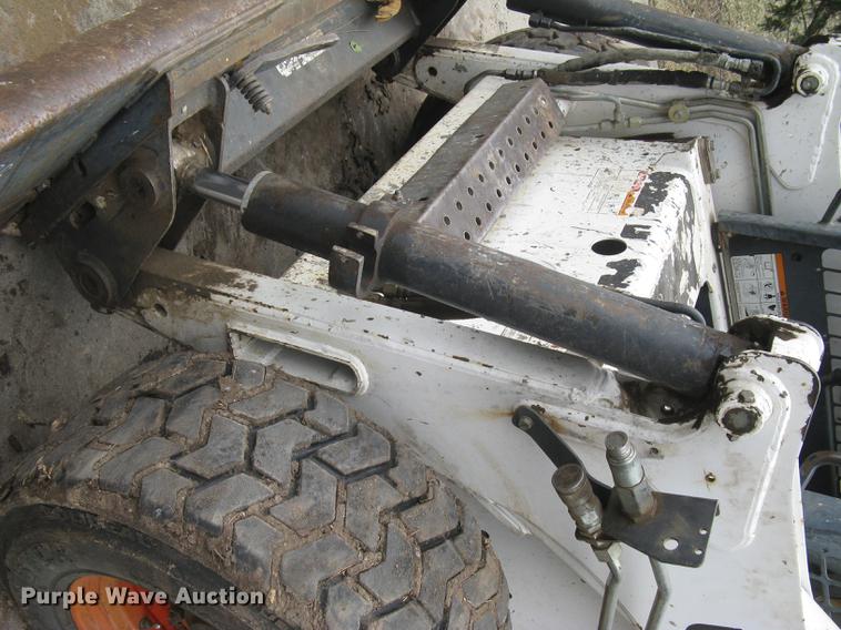 image for item DC1343 1999 Bobcat 873 skid steer