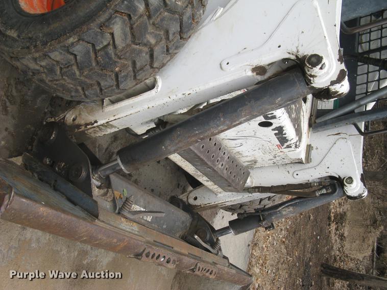 image for item DC1343 1999 Bobcat 873 skid steer