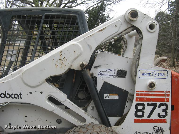 image for item DC1343 1999 Bobcat 873 skid steer
