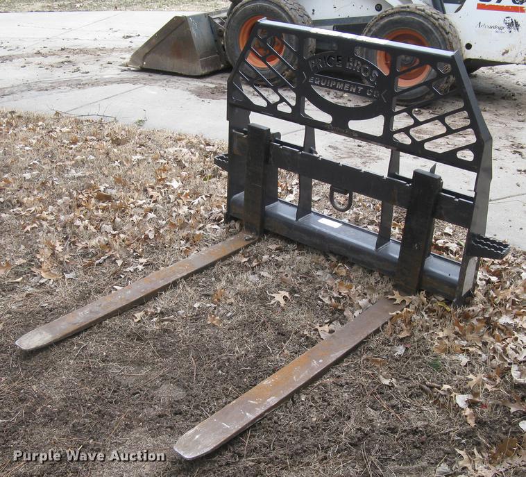 image for item DC1343 1999 Bobcat 873 skid steer