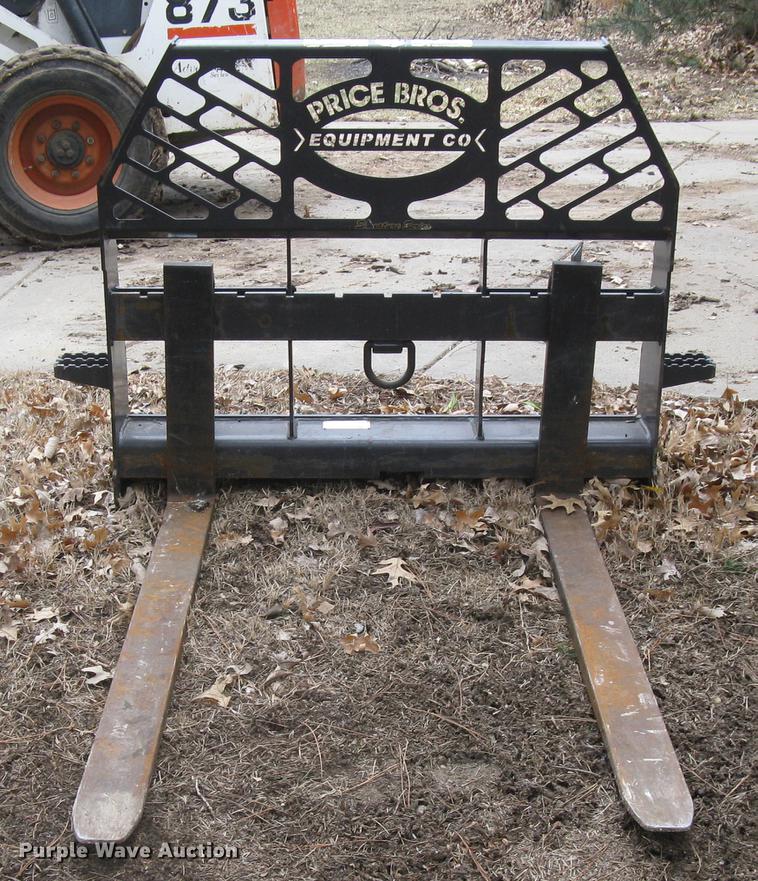 image for item DC1343 1999 Bobcat 873 skid steer