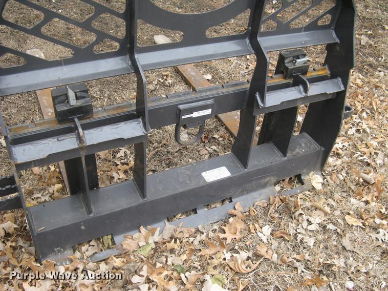 image for item DC1343 1999 Bobcat 873 skid steer