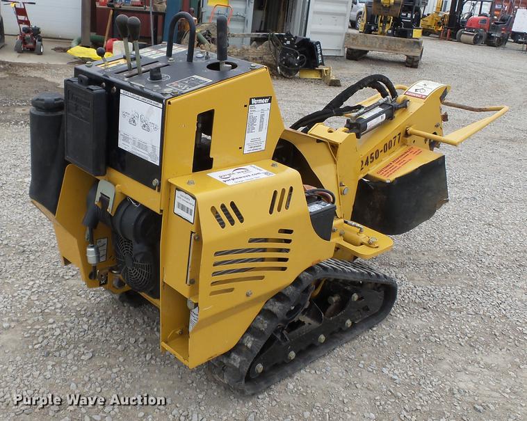 image for item DD2323 2014 Vermeer SC30TX stump grinder