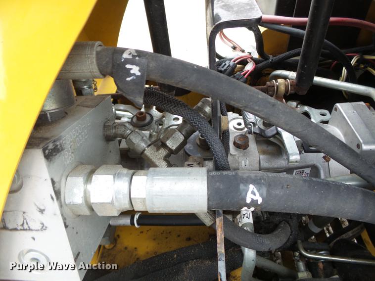 image for item DD2323 2014 Vermeer SC30TX stump grinder