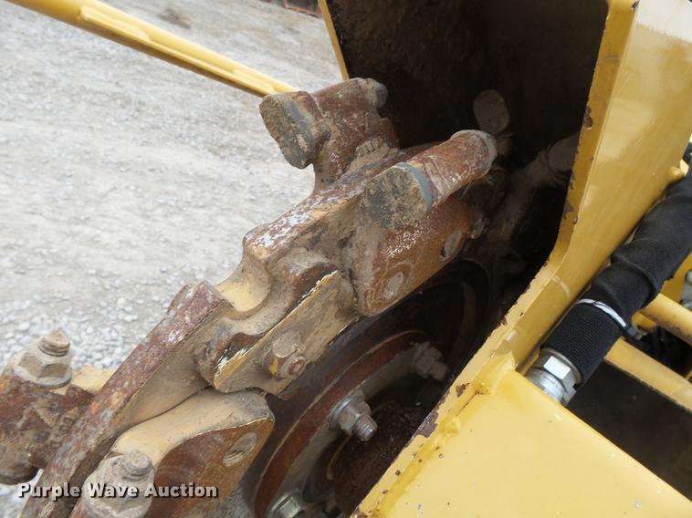 image for item DD2323 2014 Vermeer SC30TX stump grinder