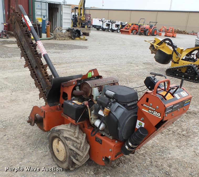 image for item DD2324 2010 Ditch Witch RT24 trencher