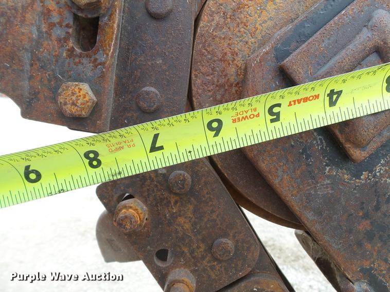 image for item DD2324 2010 Ditch Witch RT24 trencher