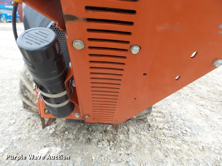 image for item DD2324 2010 Ditch Witch RT24 trencher