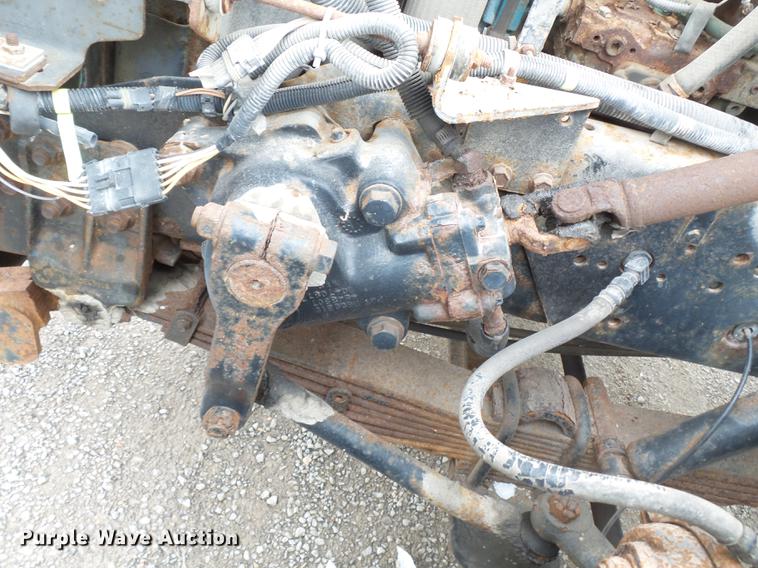 image for item DD2343 2002 International 4900 dump truck