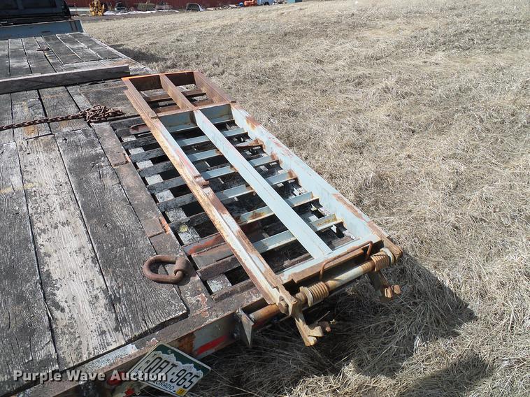 image for item DD6016 1997 Interstate 20DT equipment trailer