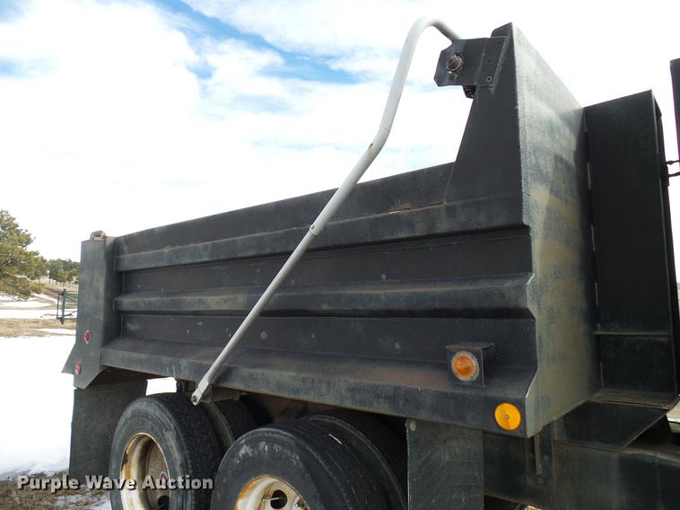 image for item DD6017 1991 Williamson 28116A end dump trailer