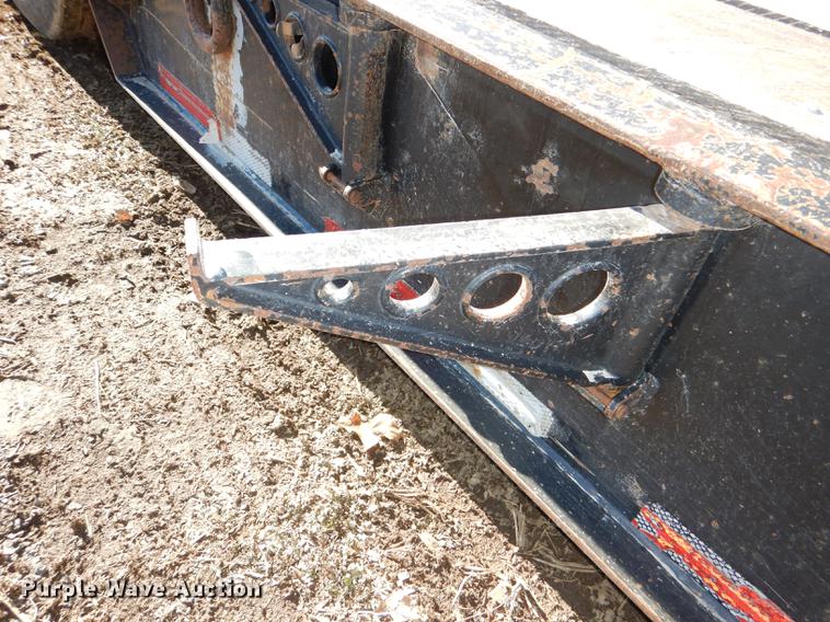 image for item DE0048 1999 Talbert HTR9 lowboy equipment trailer