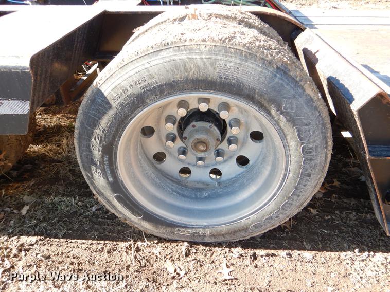 image for item DE0048 1999 Talbert HTR9 lowboy equipment trailer