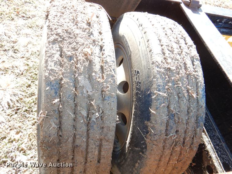 image for item DE0048 1999 Talbert HTR9 lowboy equipment trailer