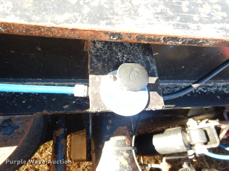 image for item DE0048 1999 Talbert HTR9 lowboy equipment trailer