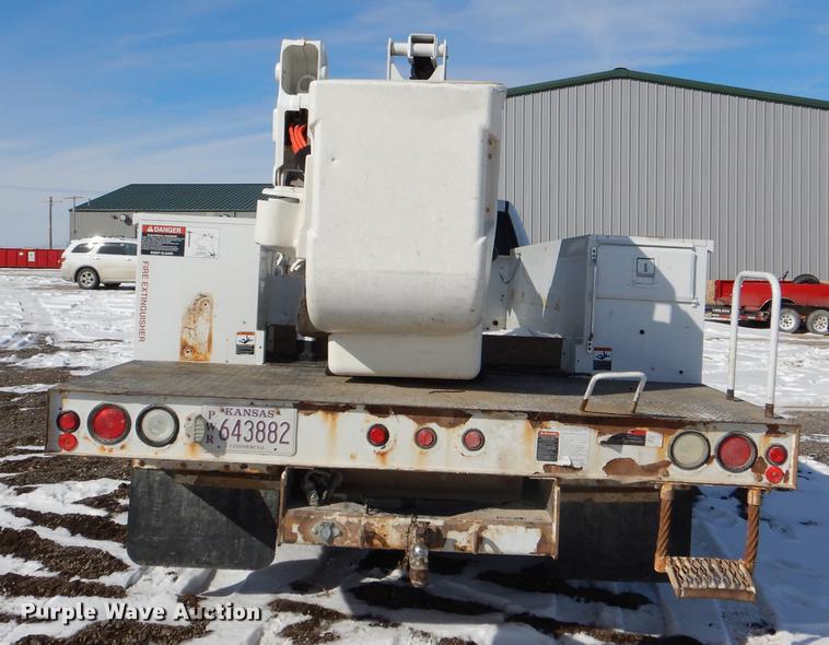 image for item DE0143 2012 Dodge Ram 5500 bucket truck