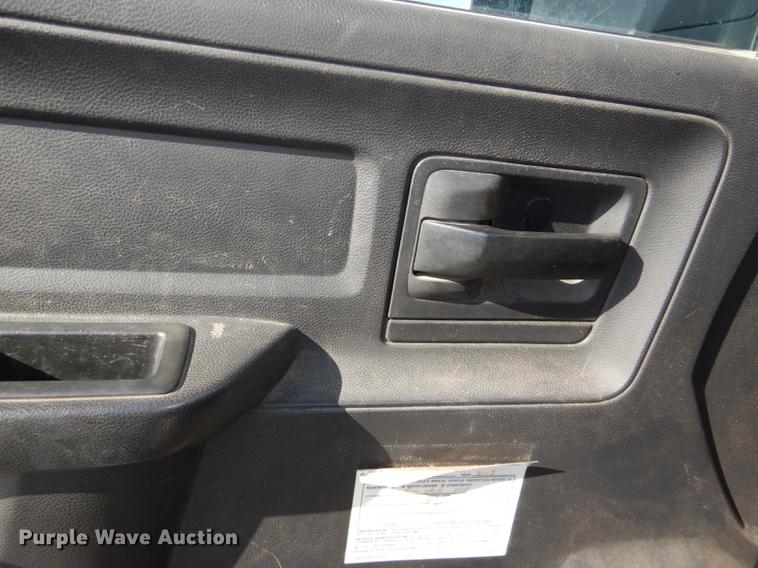 image for item DE0143 2012 Dodge Ram 5500 bucket truck