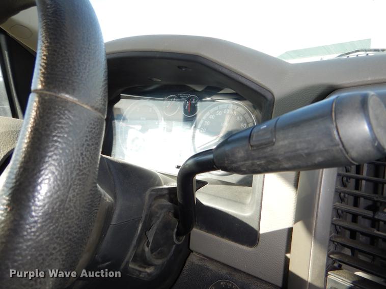 image for item DE0143 2012 Dodge Ram 5500 bucket truck