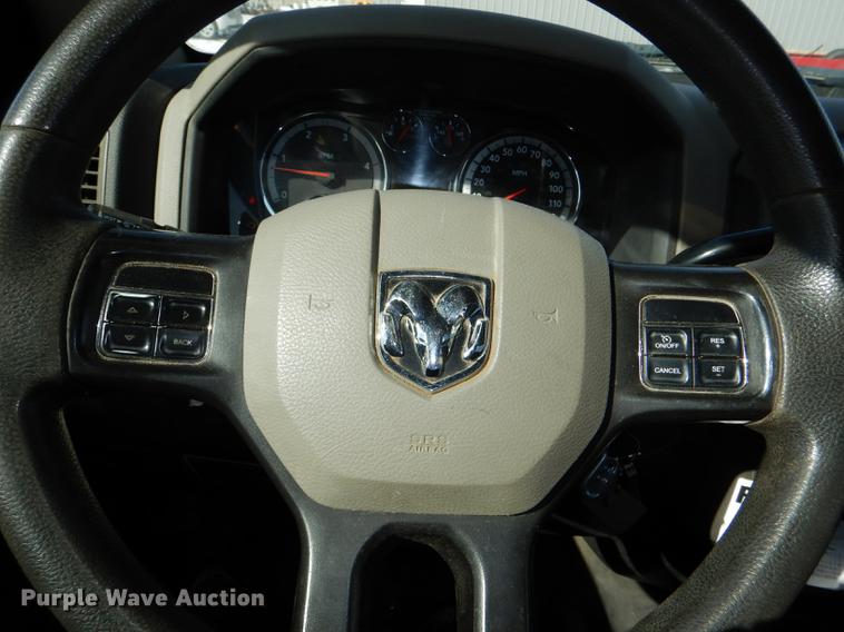 image for item DE0143 2012 Dodge Ram 5500 bucket truck