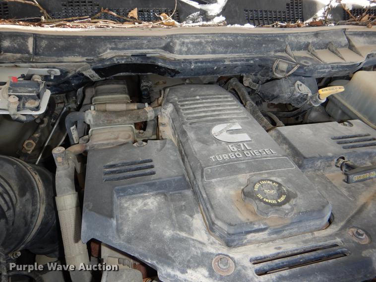 image for item DE0143 2012 Dodge Ram 5500 bucket truck