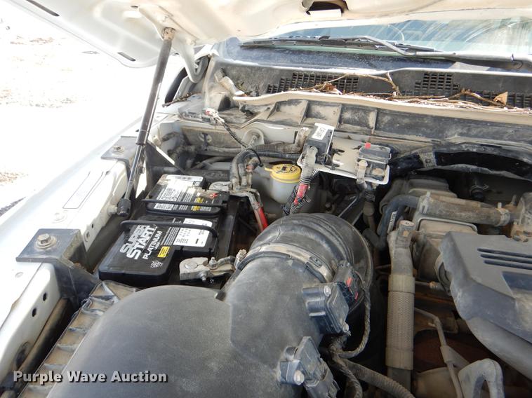 image for item DE0143 2012 Dodge Ram 5500 bucket truck