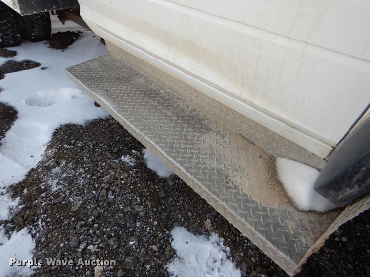 image for item DE0143 2012 Dodge Ram 5500 bucket truck