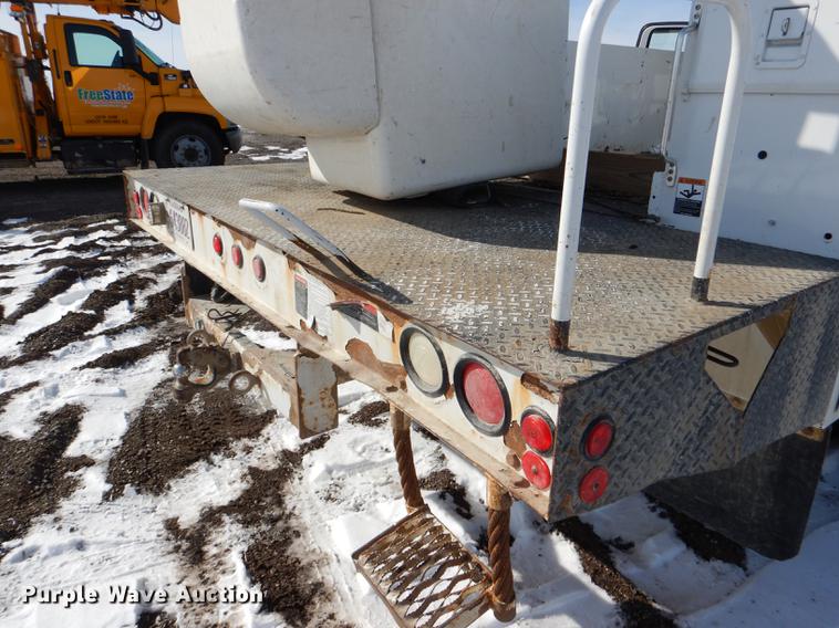 image for item DE0143 2012 Dodge Ram 5500 bucket truck