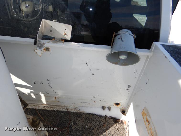 image for item DE0143 2012 Dodge Ram 5500 bucket truck