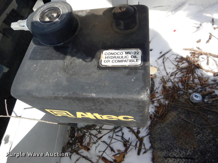 image for item DE0143 2012 Dodge Ram 5500 bucket truck