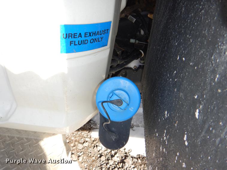 image for item DE0143 2012 Dodge Ram 5500 bucket truck